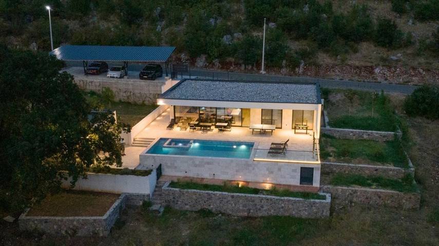 Villa für 4 Personen, mit Pool und Garten, mit Haustier in Montenegro - 4