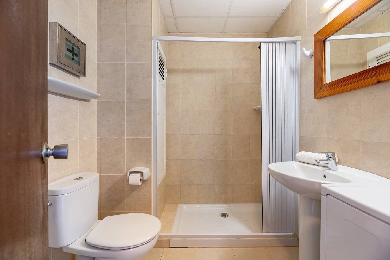 Appartement 'Estudio Mirada 309' met uitzicht op het meer, Wi-Fi en airconditioning, foto 7