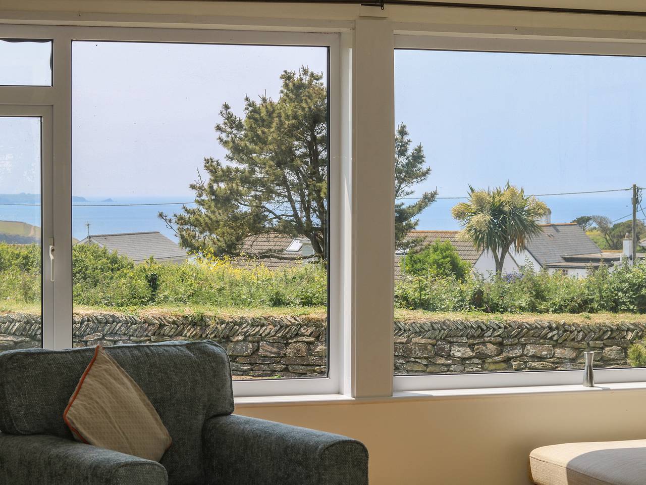Bungalow for 8 People in Cornwall, South West England