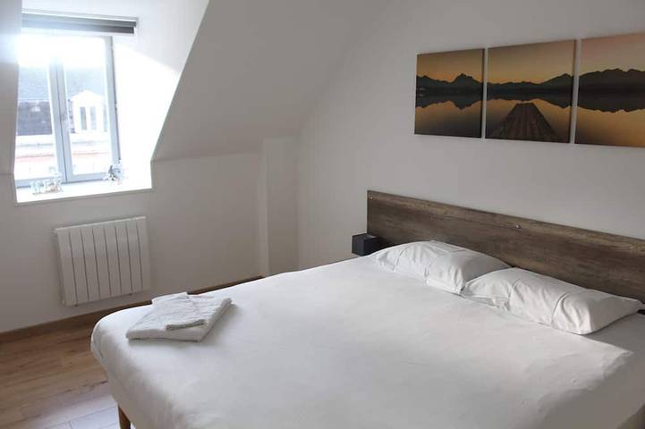 Gîte pour 8 personnes, avec terrasse à Givet (homonymie) - 3