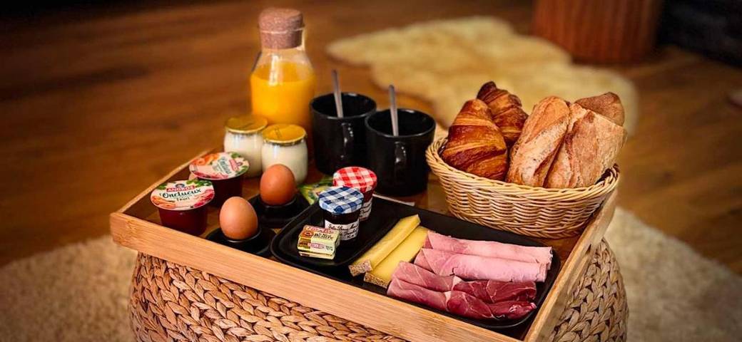 Location de vacances pour 2 personnes, avec jacuzzi ainsi que jardin et piscine à Vitrac - 3