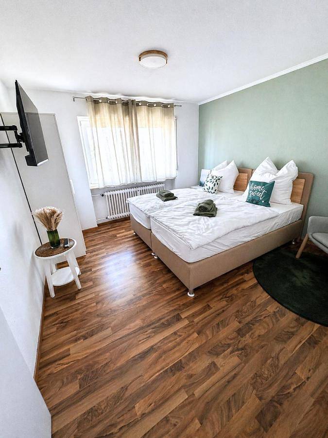 Ferienwohnung für 5 Personen, mit Balkon und Ausblick in Langenau