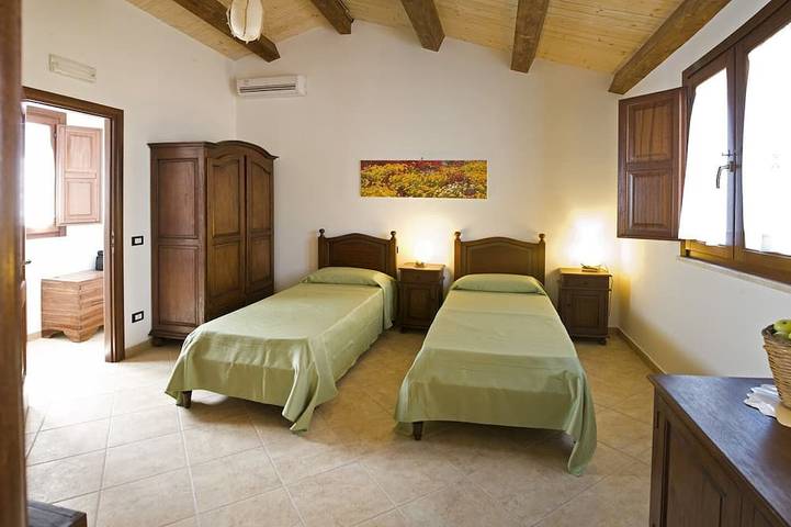 Villa Giardino Paradiso sur la mer, avec Piscine Chauffée, à Cefalù avec 13 sièg in Piane Vecchie, Lascari