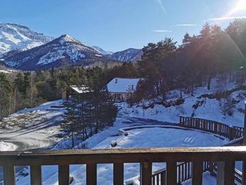 Gîte pour 5 personnes, avec balcon et vue dans Station du Grand Puy