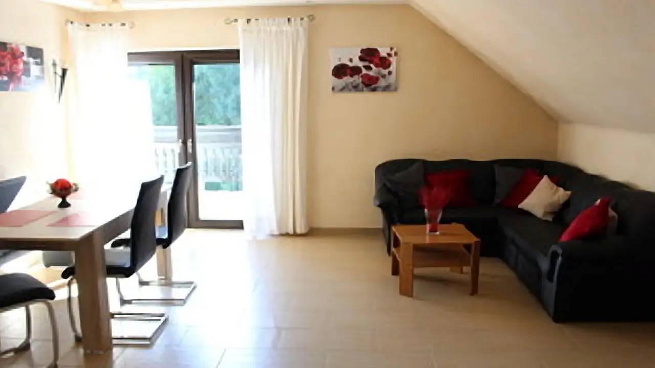 Ganze Ferienwohnung, Ferienwohnung für 4 Personen (104 m²) in Lissendorf in Lissendorf, Vulkaneifel