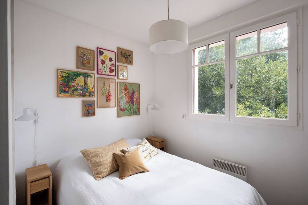 Artist's villa, ideal for families, 2 steps from the beach, sailing club and shops in Pyla-sur-Mer, La Teste-de-Buch