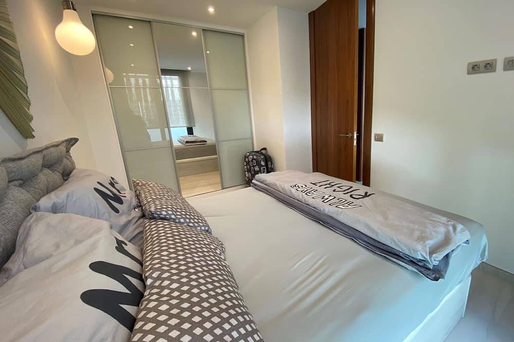 Luxury villa 10 min. to the beach with pool, garden, 3 bedrooms, 3 bathrooms in Finestrat, Costa Blanca