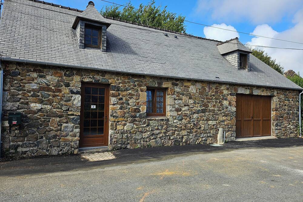 Penty dans village traditionnel au calme in Crozon, Région de Châteaulin