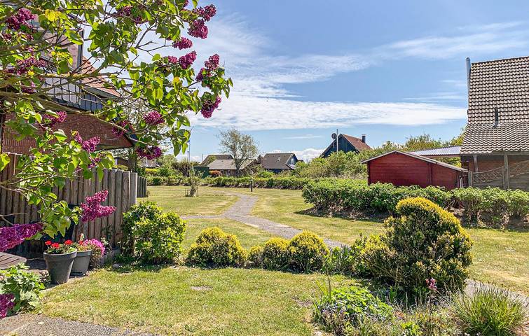 Ganze Ferienwohnung, Beachside Retreat: Parking, TV, Kitchen & Internet in Friedrichskoog-Spitze, Friedrichskoog
