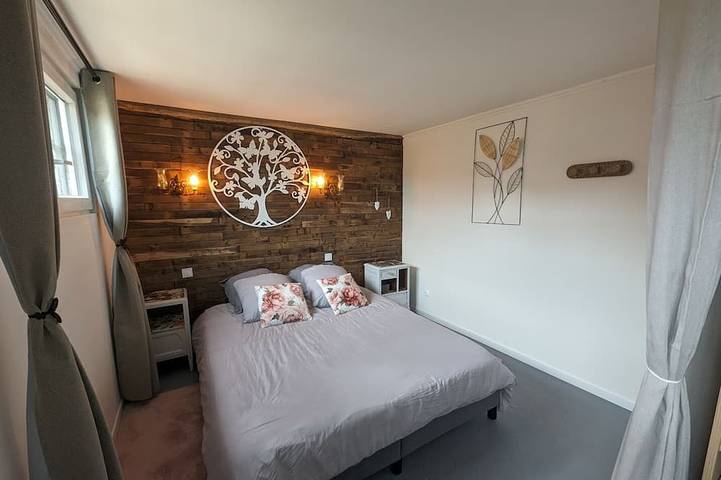 Location de vacances pour 4 personnes, avec jardin à Neuilly-l'Évêque - 3