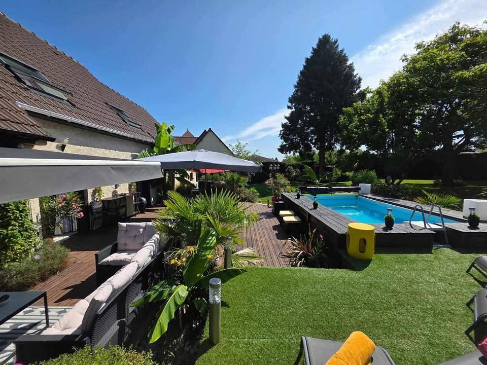 Les Epinettes chambres d'hôtes in Crèvecœur-le-Grand, Oise