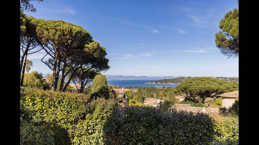 Ferienhaus für 10 Personen, mit Terrasse und Pool sowie Garten in Saint-Tropez - 2