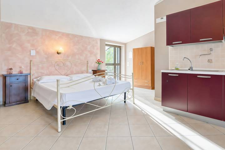 Appartamento vacanze per 2 persone, con balcone e giardino - 1
