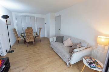 Gîte pour 4 personnes, avec balcon et jardin dans Plage Chambre d'Amour