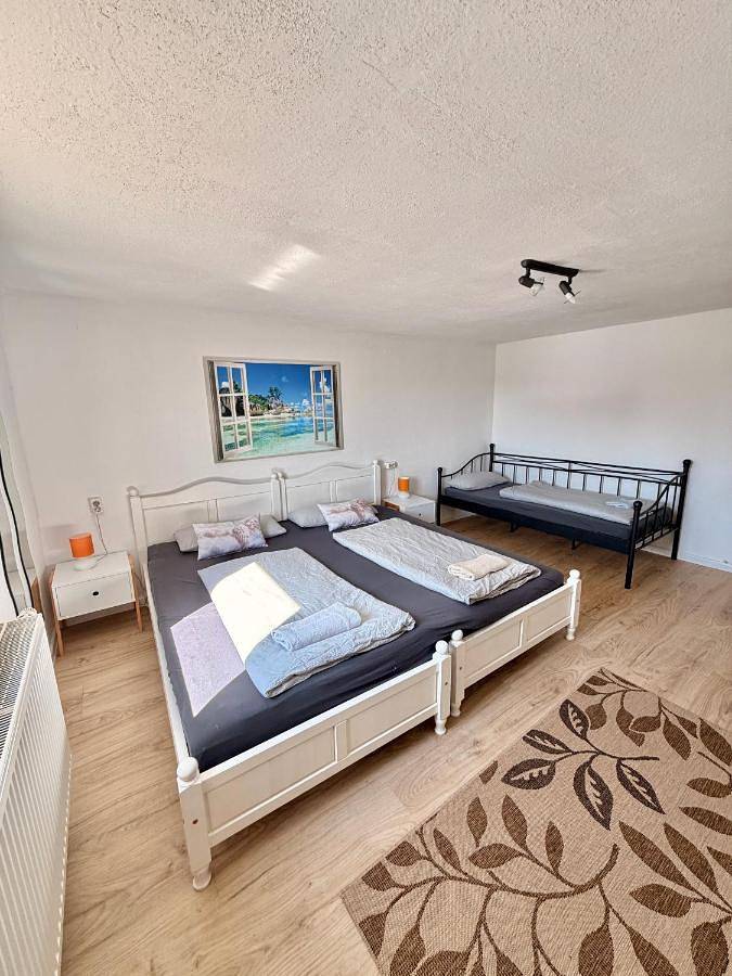 Ferienwohnung für 5 Personen, mit Balkon und Terrasse in Meißenheim