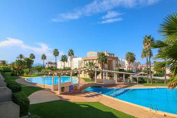 Holiday Rental for 5 People in El Palmar, Costa Blanca, Photo 3