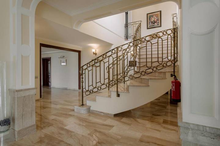 Chalet para 10 personas, con jardín además de jacuzzi y piscina en Marina Baja - 3