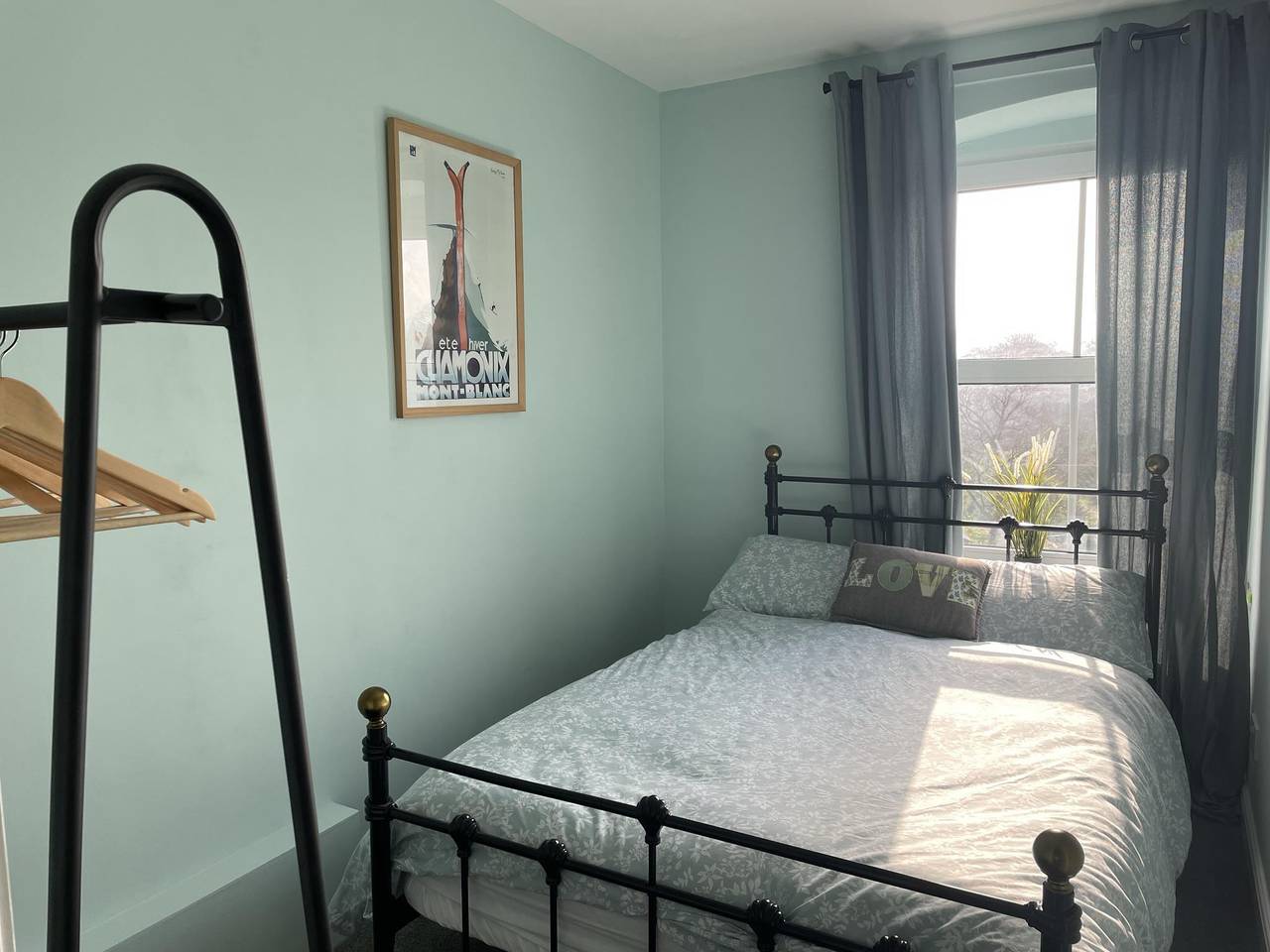 Entire holiday apartment, 2-Bed Flat in Summerbridge Harrogate, Pet Friendly in Nidderdale AONB