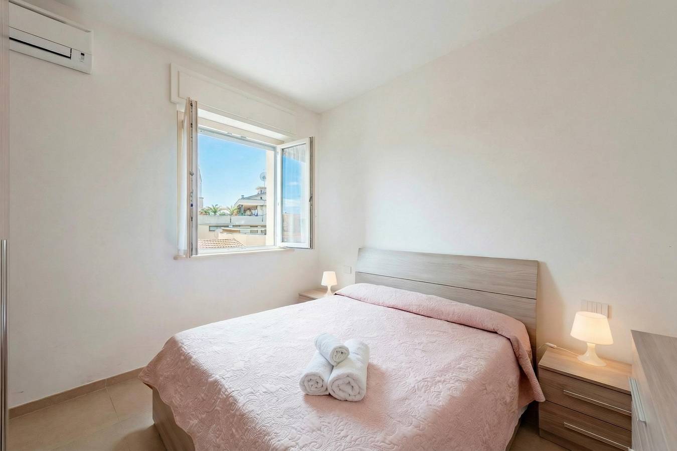Geheel appartement, Suite 3 Ondina Viareggio 200m from sea in Viareggio, Italiaanse Rivièra