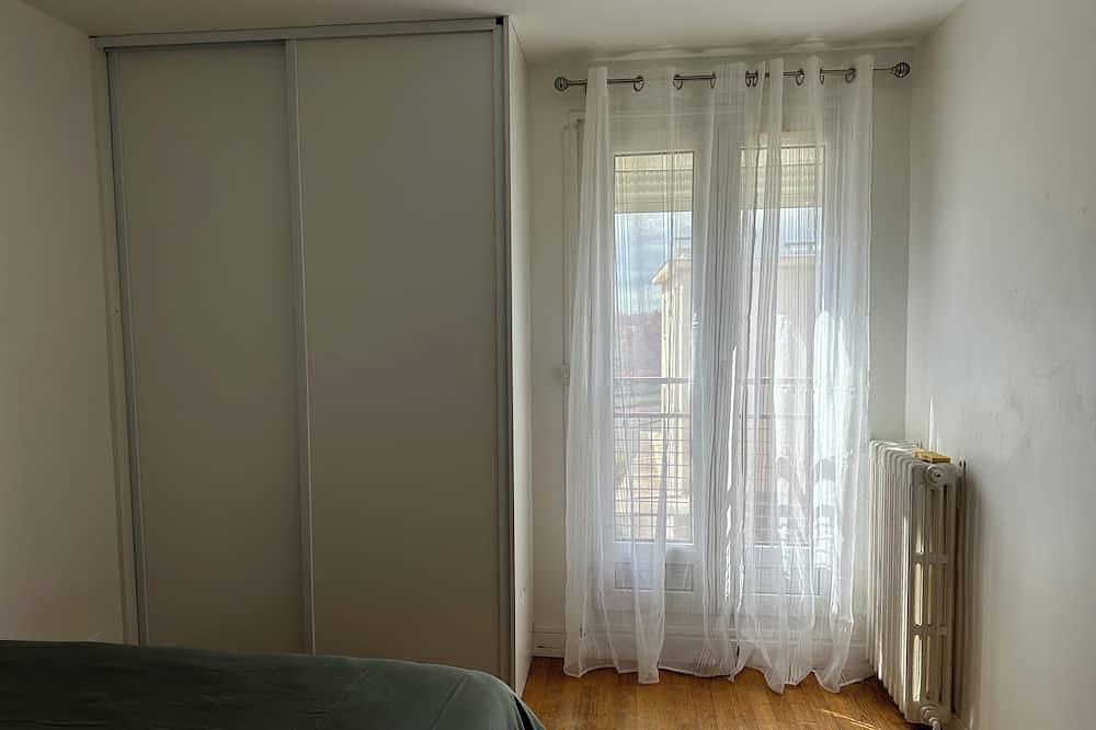 Entire apartment, Appartement en Lisière de Forêt de Montmorency. Animaux de Compagnie Acceptés ! in Montmorency, Val-d'Oise