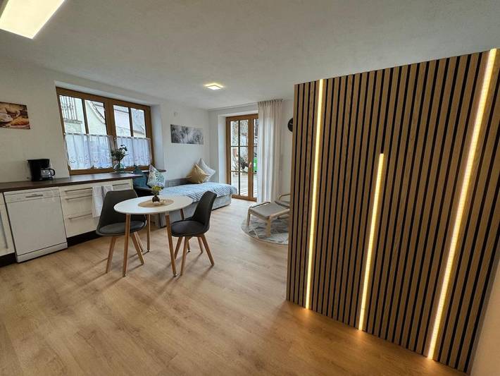 Ferienwohnung für 2 Personen, mit Terrasse in Zirndorf - 3