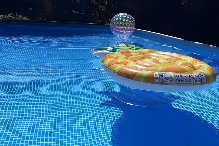 Location de vacances pour 3 personnes, avec Jardin et Piscine à Chitenay - 4