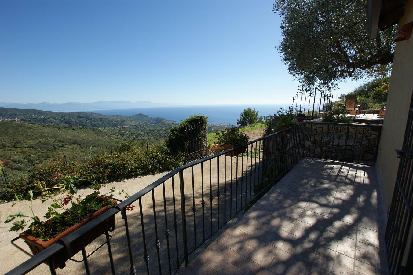 Casa vacanza per 4 persone con panorama in Camerota, Cilento