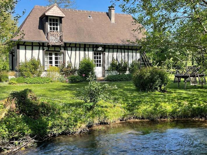 Gîte pour 4 personnes, avec terrasse et jardin dans Canehan