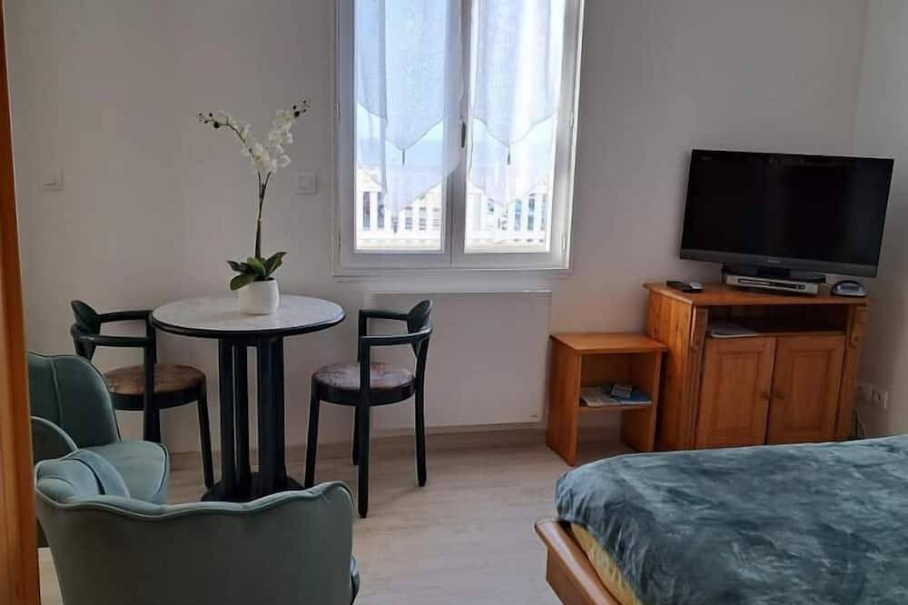 Green Sea - Hautot Sur Mer in Pourville-sur-Mer, Varengeville-sur-Mer