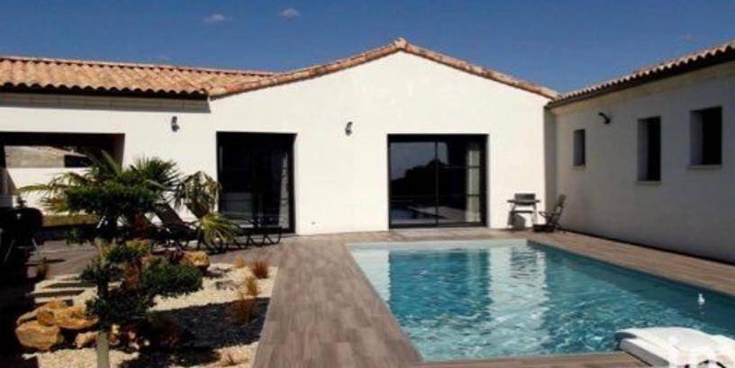 Villa pour 5 personnes, avec piscine ainsi que vue et terrasse