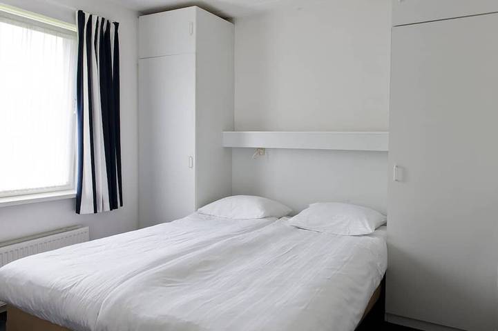 Ferienhaus für 12 Personen, mit Terrasse und Whirlpool sowie Sauna in Earnewâld - 4