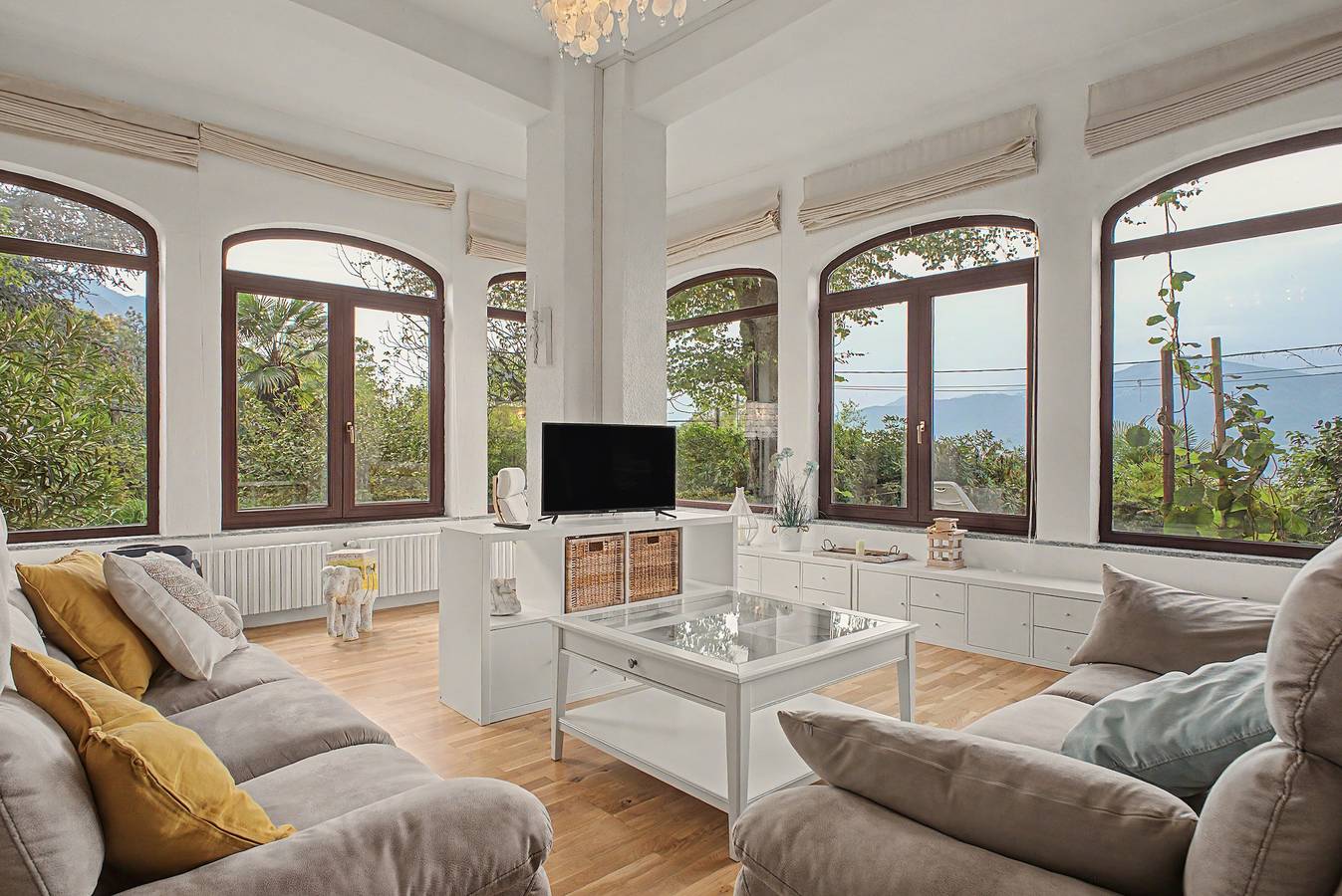 Appartamento intero, Casa Paradiso a Porto Valtravaglia in Porto Valtravaglia, Lago Maggiore (Lombardia)