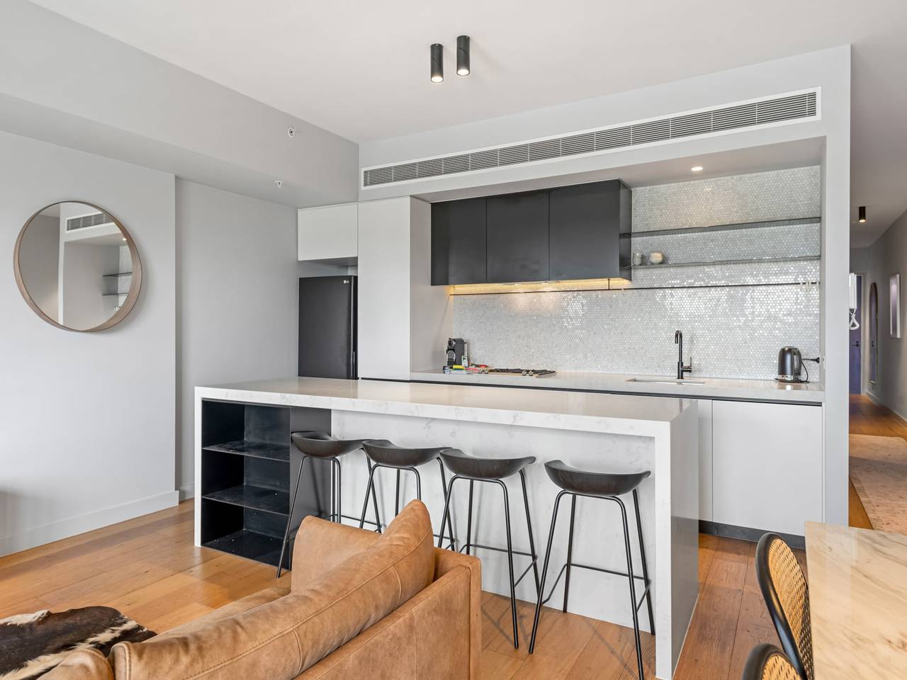 Entire apartment, Stylish & Spotless 2-Bed Apartment in St Kilda in St Kilda, Melbourne
