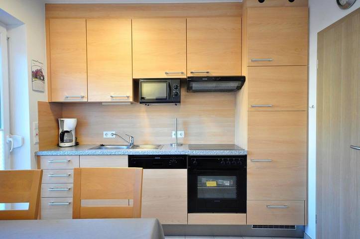 Ferienwohnung für 4 Personen, mit Terrasse in Neuharlingersiel - 2