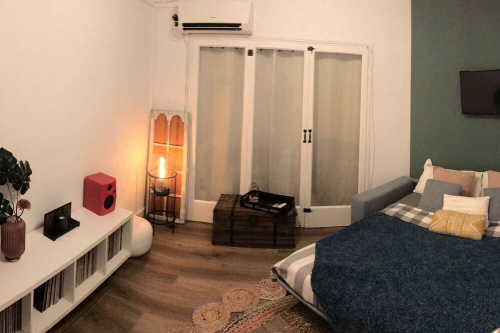 Ganze Wohnung, Room with terrace in the center of Ibiza at 250m from the beach. in Dalt Vila, Ibiza Stadt