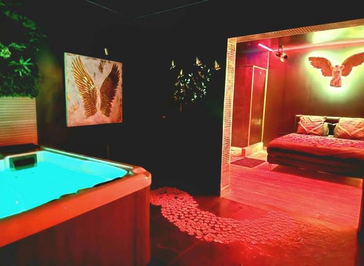 Gîte pour 2 personnes, avec jacuzzi à Ronchin