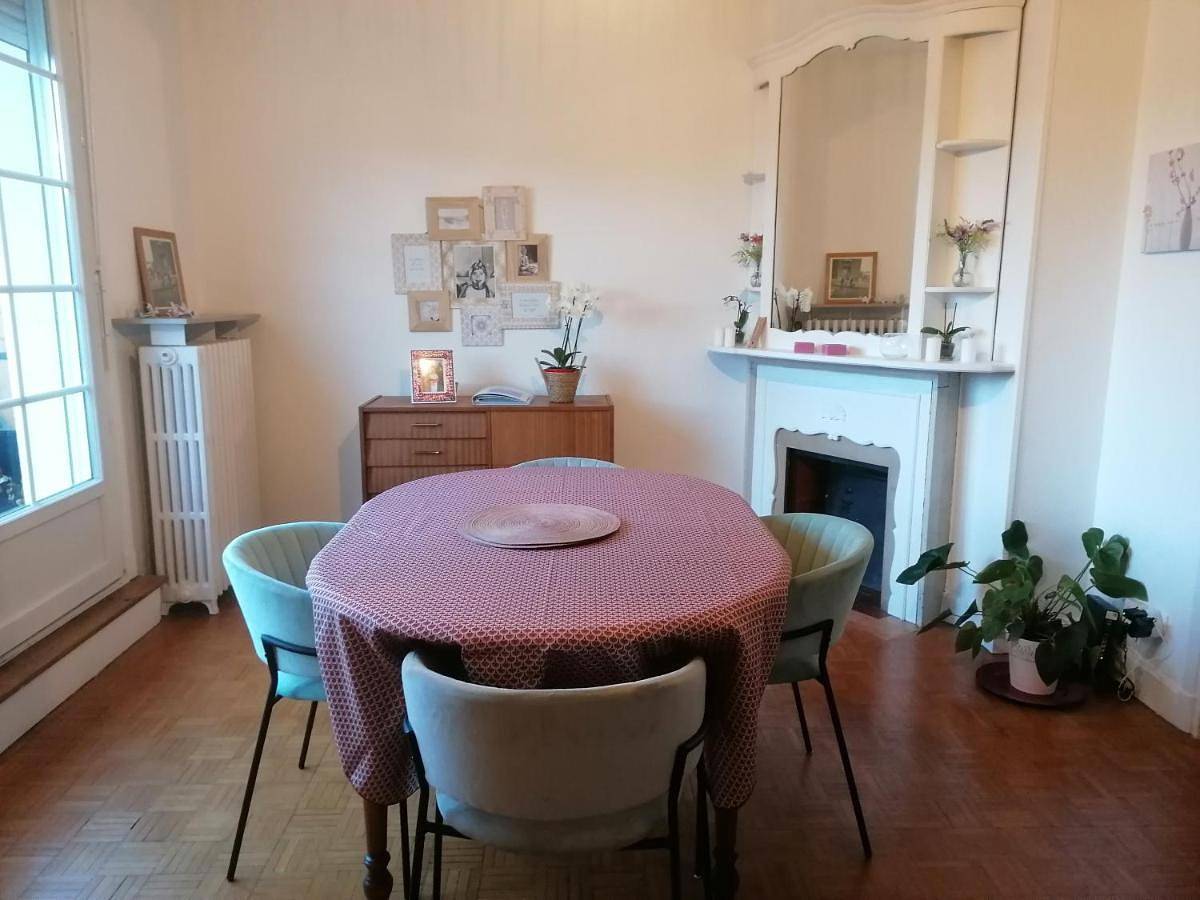 Appartement entier, Two-Bedroom Apartment in Le Creusot, Région d'Autun