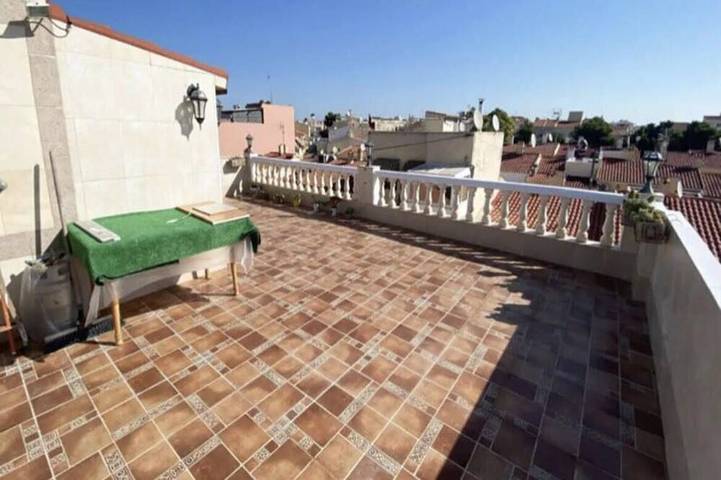 Ferienhaus für 9 Personen, mit Balkon - 1