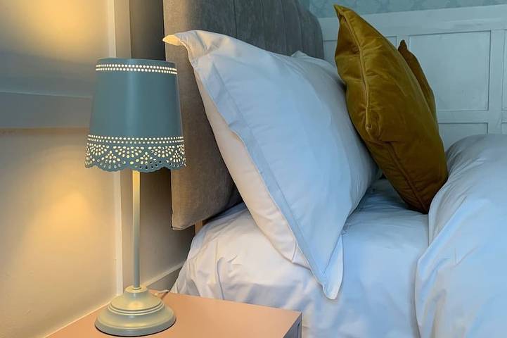Market Lodge - Boutique Cottage in Stroud, Gloucestershire
