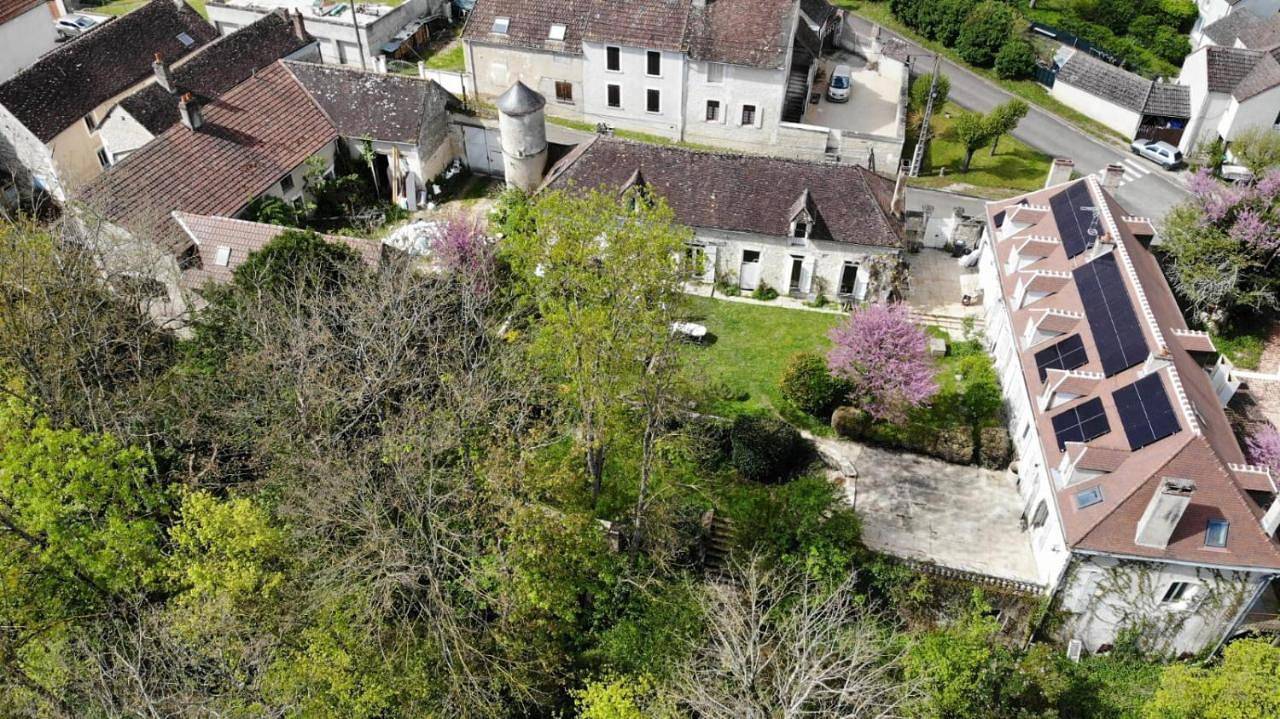 Les Oiseaux de Passage in Escolives-Sainte-Camille, Région d'Auxerre