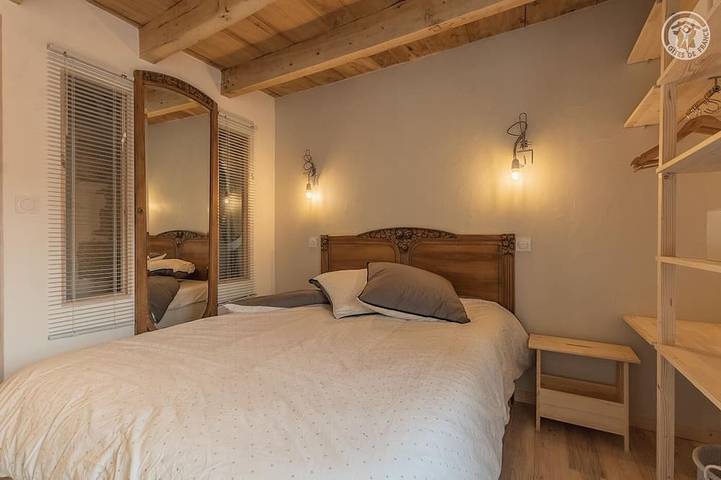 Location de vacances pour 6 personnes, avec jardin et piscine à Yenne - 4