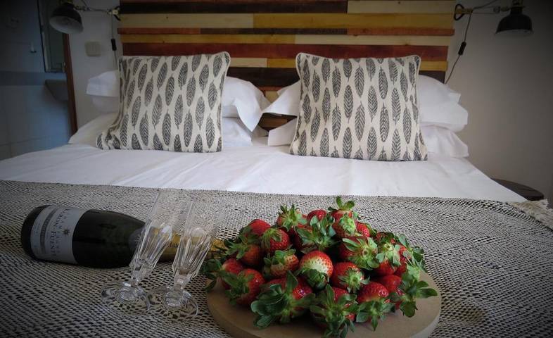 Chambre d’hôte pour 2 personnes, avec Balcon et Terrasse ainsi que Jardin et Vue à Praia da Rocha