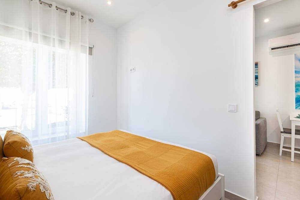 Appartement entier, H2La Cala del Moral Studio Seafront & Promenade in La Cala del Moral, Rincón de la Victoria