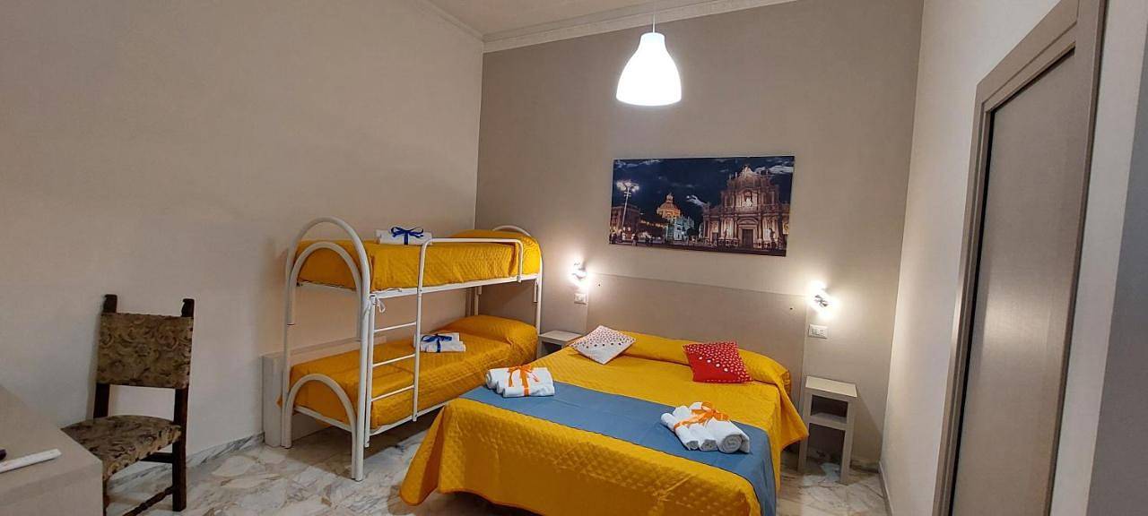 Debora Holiday House in Misterbianco, Catania e dintorni