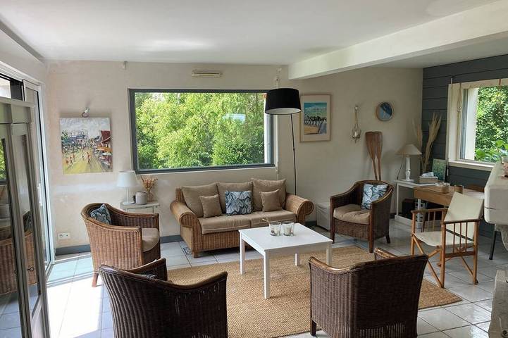 House close to the sea with large garden and direct access to the in Saint-Cast-le-Guildo, Región de Dinan