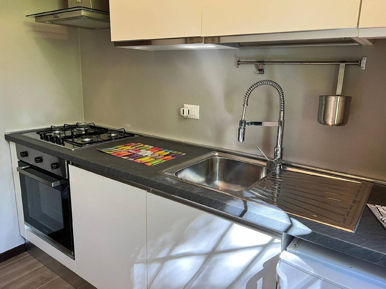 Appartement de vacances entier, Bnbook Pike House in Ispra, Comune di Ispra