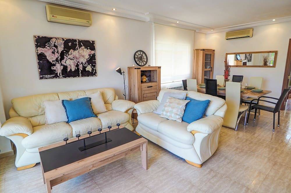 Villa Claudia in Olivella, Garraf