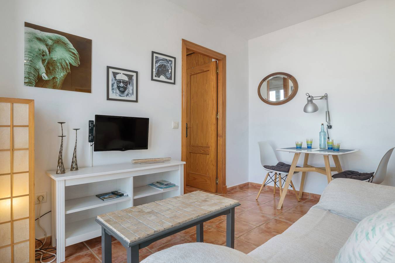 Apartamento entero, Apartamento 'Casandra' con Wi-Fi in Playa de Los Lances, Tarifa