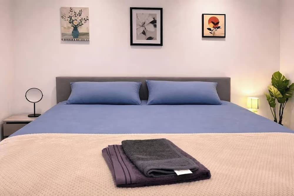 Contractor/Corporate-Friendly Home | Sleeps 6 | Long Stays in Bolton, Greater Manchester