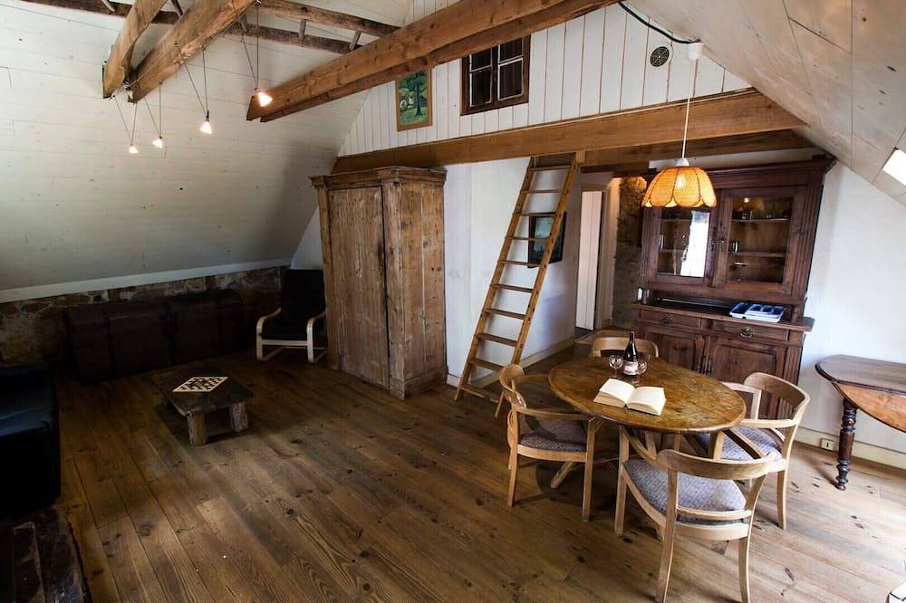 Gite Q'uatre vallé du la Dordogne Hautefage in Hautefage, Tulle region